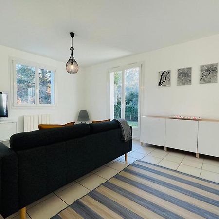 The House Of The Green Way A Charming Pied-A-Terre For Your Walks In Toura Joué-lès-Tours Exterior photo