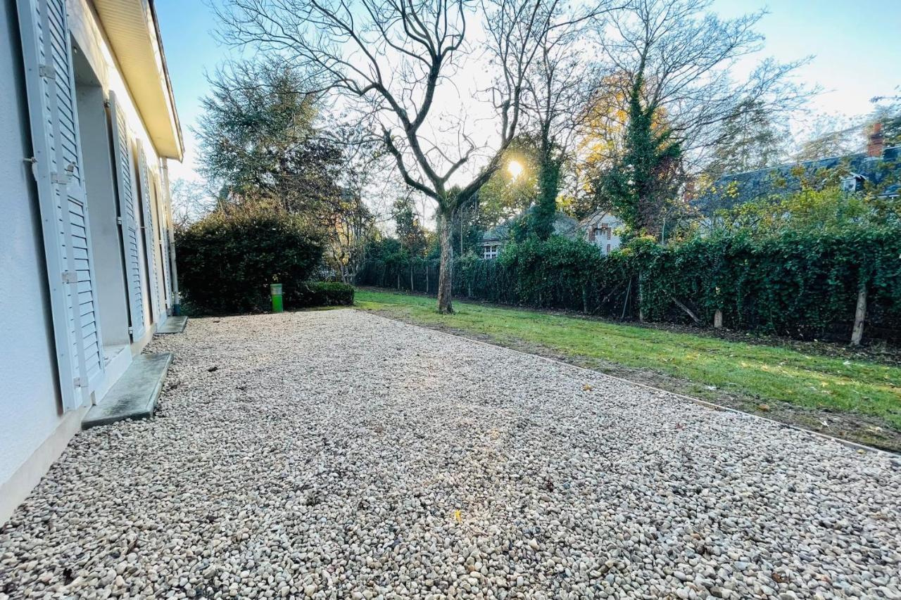 The House Of The Green Way A Charming Pied-A-Terre For Your Walks In Toura Joué-lès-Tours Exterior photo
